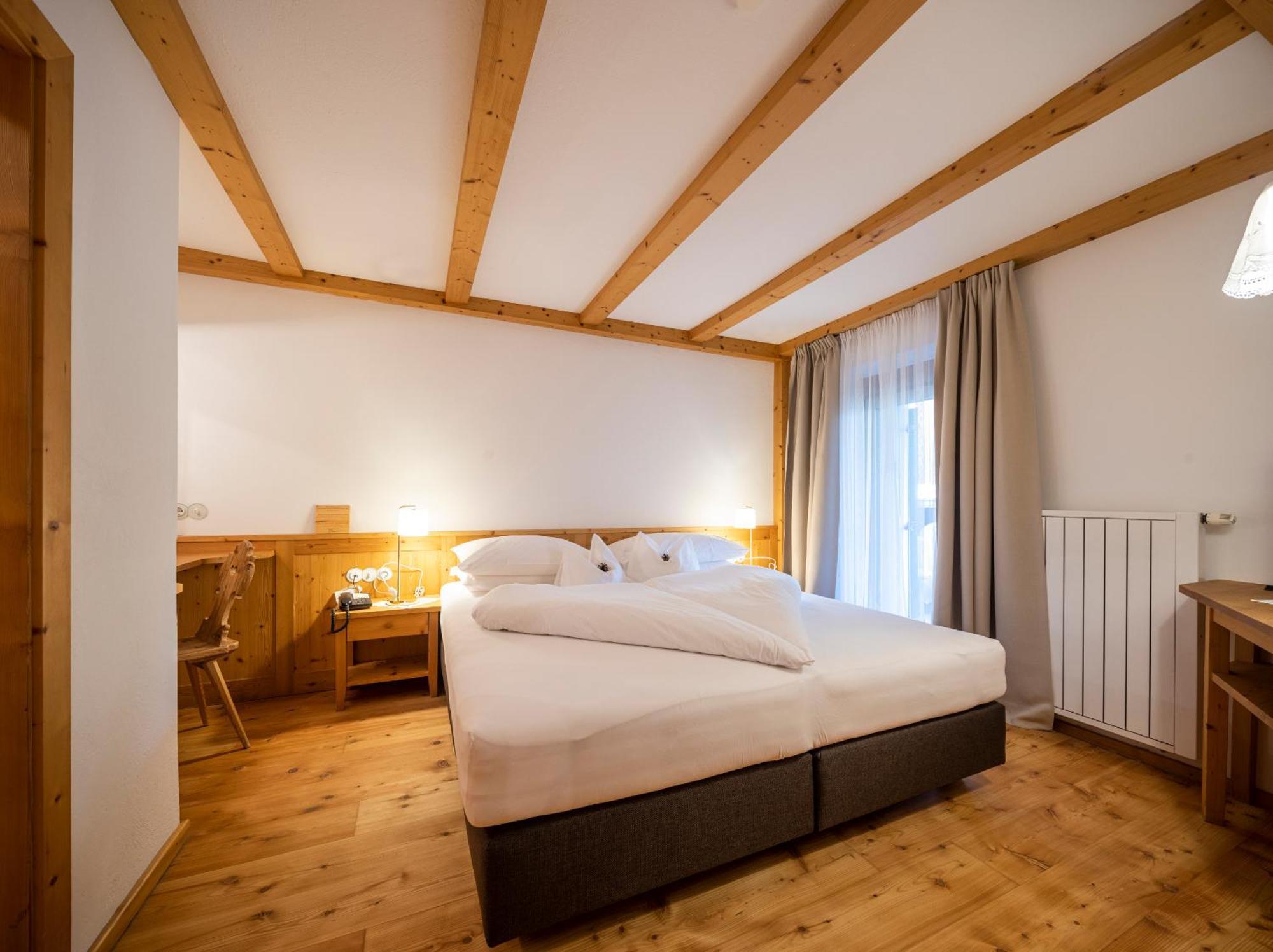 Hotel Tann Collalbo Eksteriør bilde
